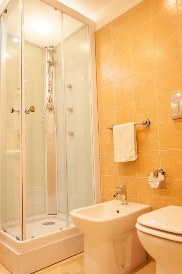 Rooms Palazzo Paladini Лечче Екстер'єр фото