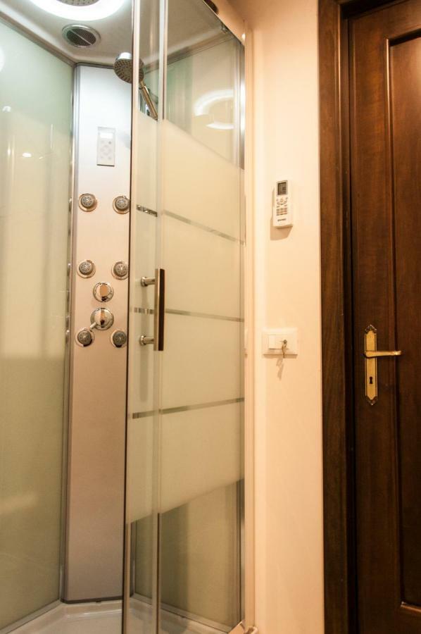 Rooms Palazzo Paladini Лечче Екстер'єр фото