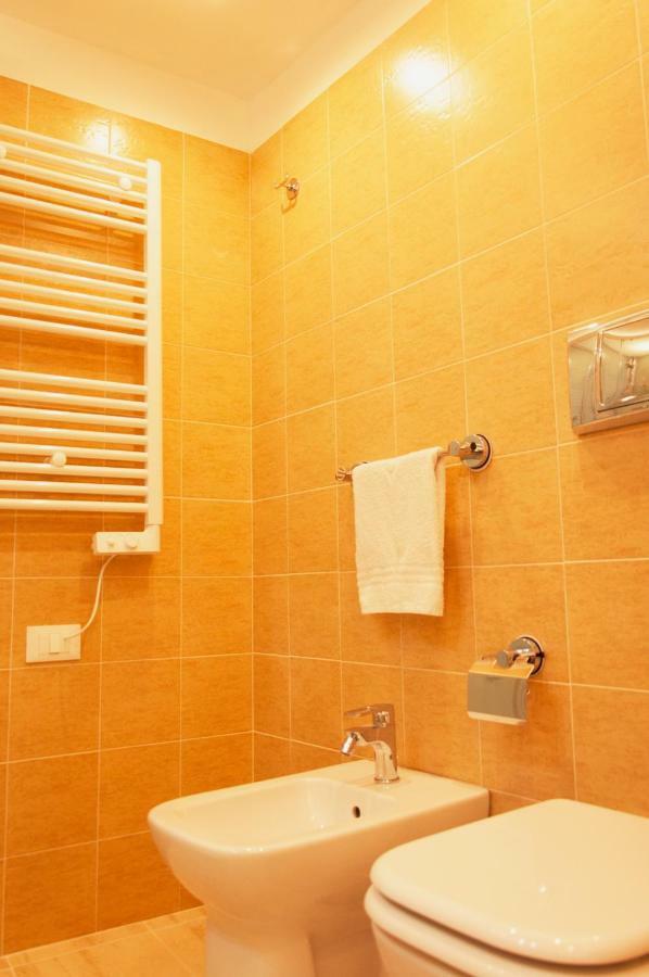Rooms Palazzo Paladini Лечче Екстер'єр фото